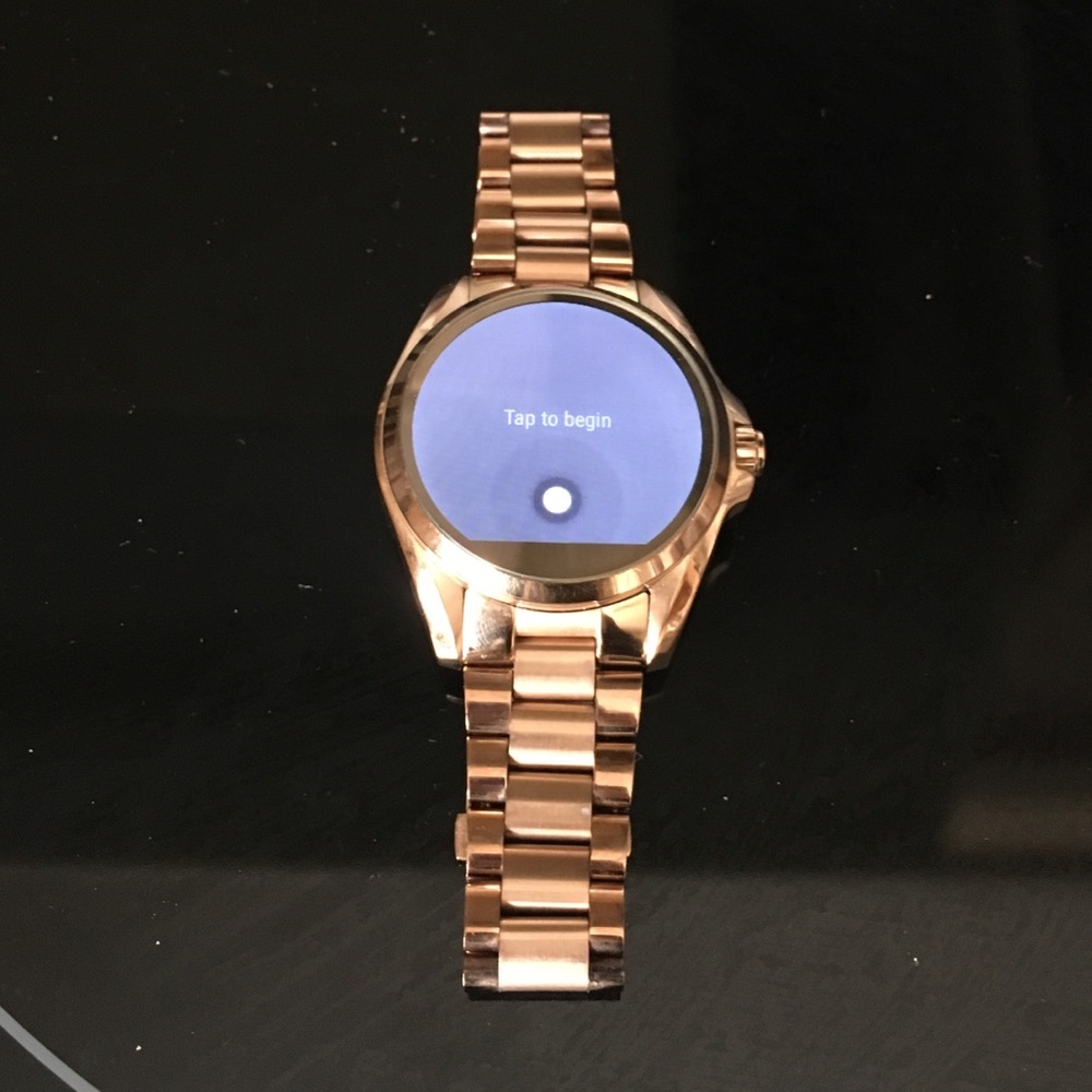 Michael Kors Access Bradshaw Smartwatch-Rose Gold